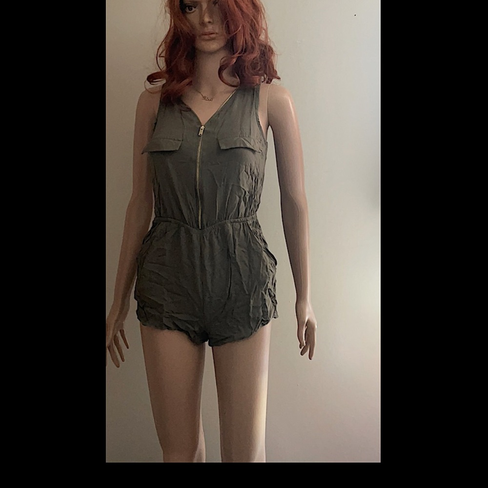 G-six YELLOW double pocket half zip summer romper